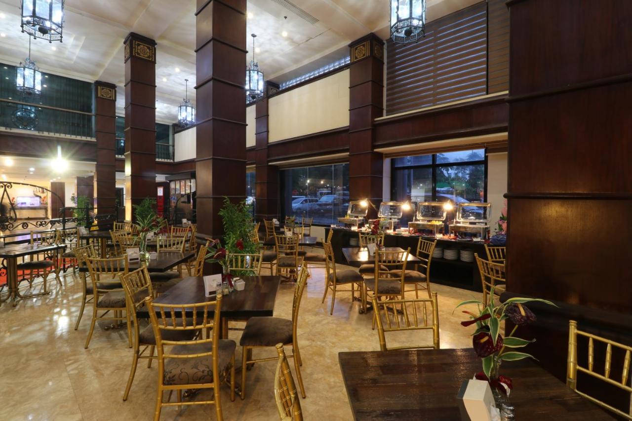 Bayview Park Hotel Manila Exteriér fotografie